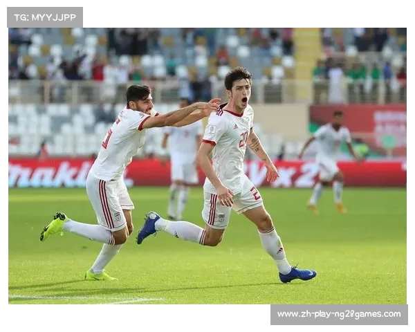 三狮军团强势击溃伊朗铁骑 美国全力进攻威尔士争夺胜利