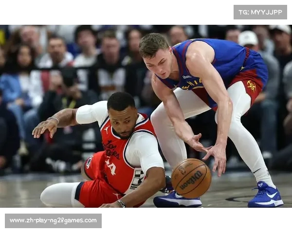 快船鲍威尔单节轰下20分逆袭骑士卡乔丹缺阵鲍科比强势回归