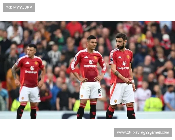 滕哈赫重申曼联发展信心展望赛季末成就