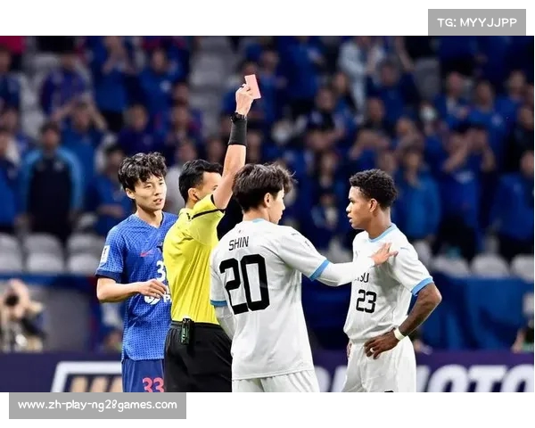 深圳新鹏城精彩对决上海申花 双方全力争胜角逐联赛荣耀 深圳新鹏城精彩对决上海申花 双方全力争胜角逐联赛荣耀